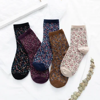  Kvalitetan pamuk ženske čarape u japanskom stilu s cvjetnim ispis Kawaii Slatka čarapa za žene Korejski moda Harajuku Ulica odjeća Duga čarapa